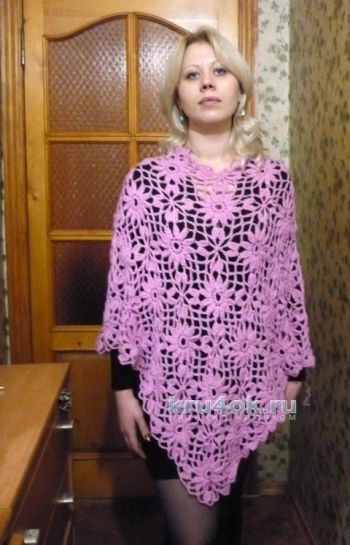 Ажурное пончо Ромашка. Работа Светланы Клименко. Вязание крючком.