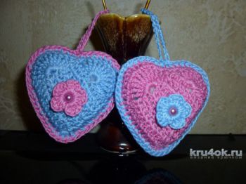 Сердечки объемные, связанные крючком