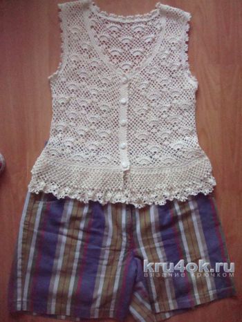 Ажурный жилет крючком. Работа Анжелы