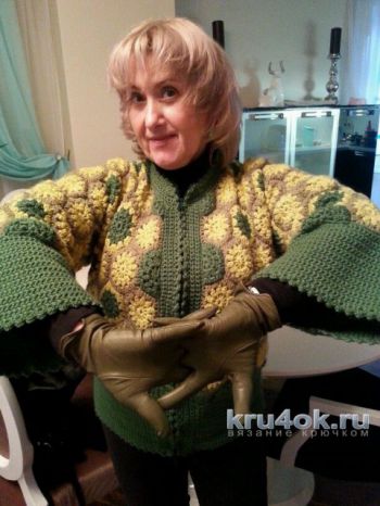 Вязаная крючком женская куртка. Работа Gala. Вязание крючком.