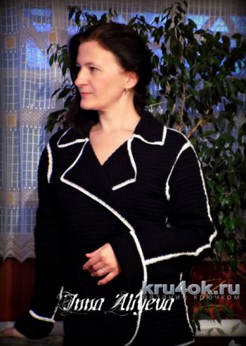Женский костюм крючком из полушерсти. Работа Inna Aliyeva