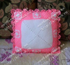 Бело-розовый чехол для подушки