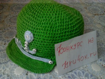 Зеленая кепка для мальчика