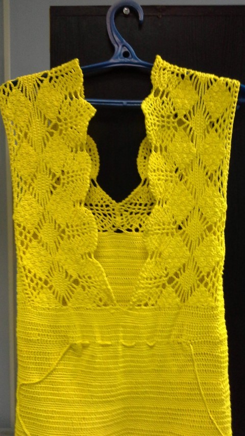 Вязаное крючком платье
