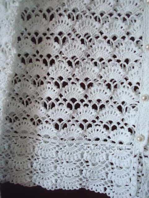 Белая кофточка крючком. Работа Анжелы вязание и схемы вязания