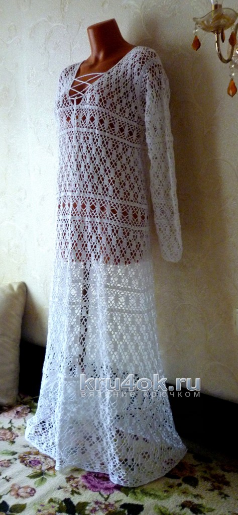 Платье крючком. Работа Олеси Петровой вязание и схемы вязания