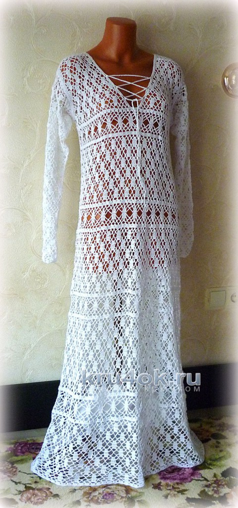 Платье крючком. Работа Олеси Петровой вязание и схемы вязания