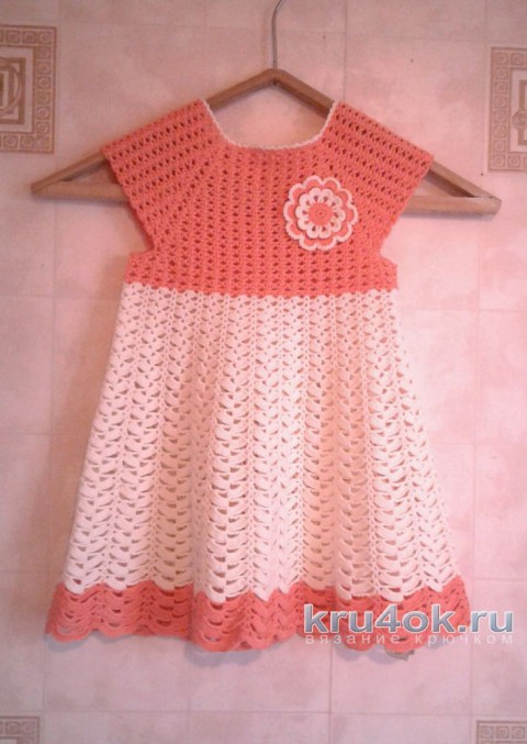 Платье для девочки крючком. Работа Юлии Ковалевой вязание и схемы вязания