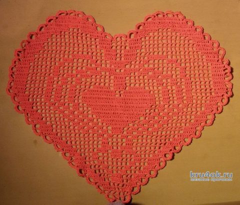 Салфетки крючком в виде сердца. Работы Виктора вязание и схемы вязания