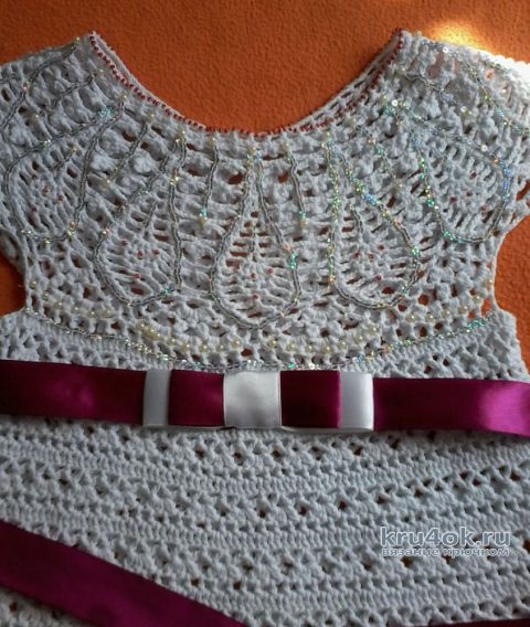 Вязаное платье для девочки 3-4 лет. Работа Оксаны вязание и схемы вязания