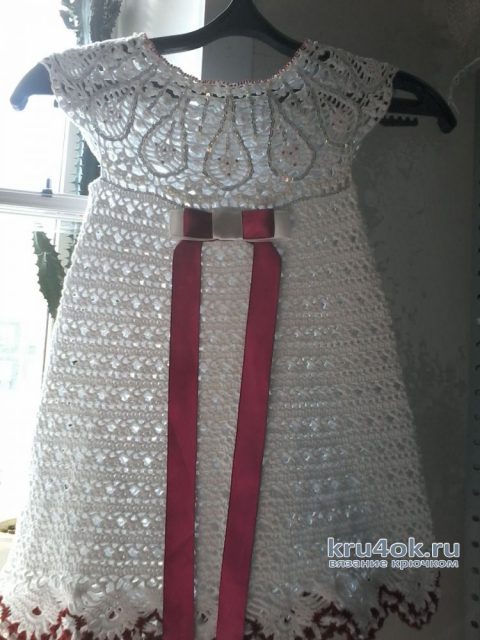Вязаное платье для девочки 3-4 лет. Работа Оксаны вязание и схемы вязания