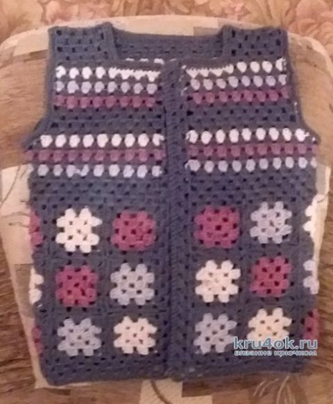Детская жилетка из бабушкиных квадратов. Работа Елены Шевчук вязание и схемы вязания