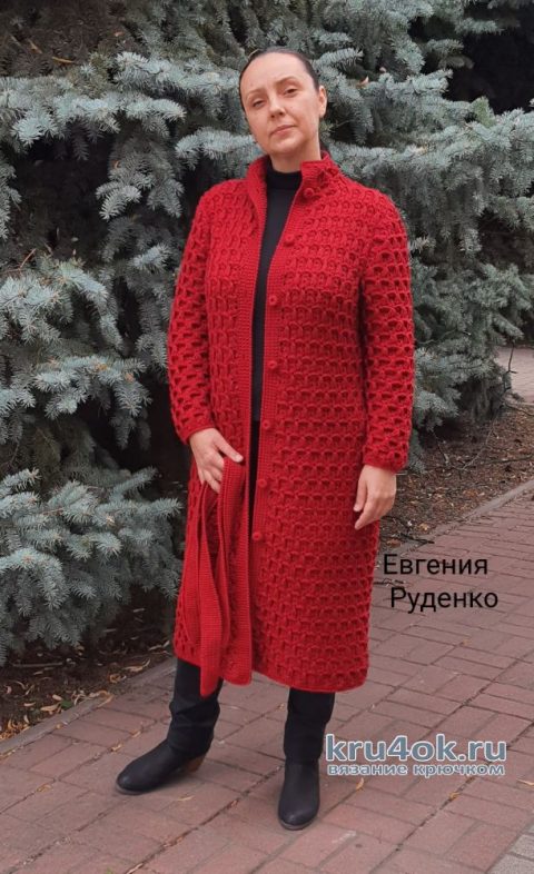 Вязанное крючком пальто. Работа Евгении Руденко вязание и схемы вязания