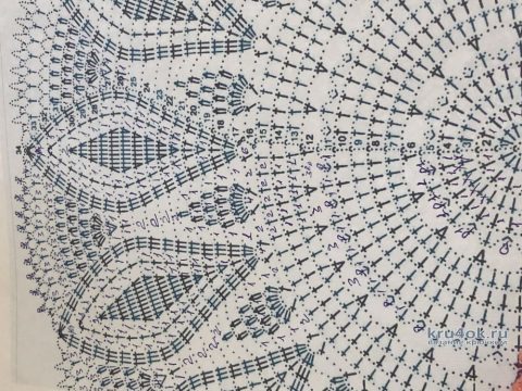 Очаровательная рельефная салфетка крючком Лилия. Работа Надежды Борисовой вязание и схемы вязания