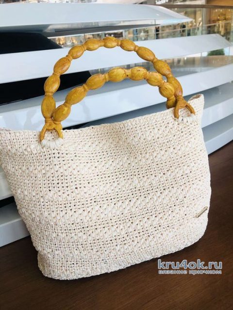 Летняя сумка крючком из рафии. Работа Аллы вязание и схемы вязания