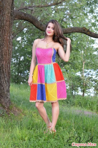 Платье крючком Colored squares