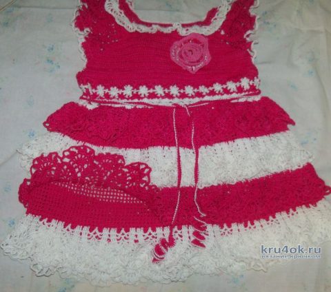 Платье для девочки крючком. Работа Людмилы Савельевой вязание и схемы вязания