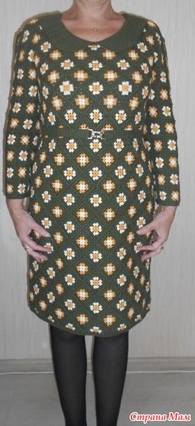 Платье связано крючком из мотивов бабушкин квадрат 2