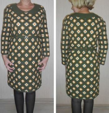 Платье связано крючком из мотивов бабушкин квадрат